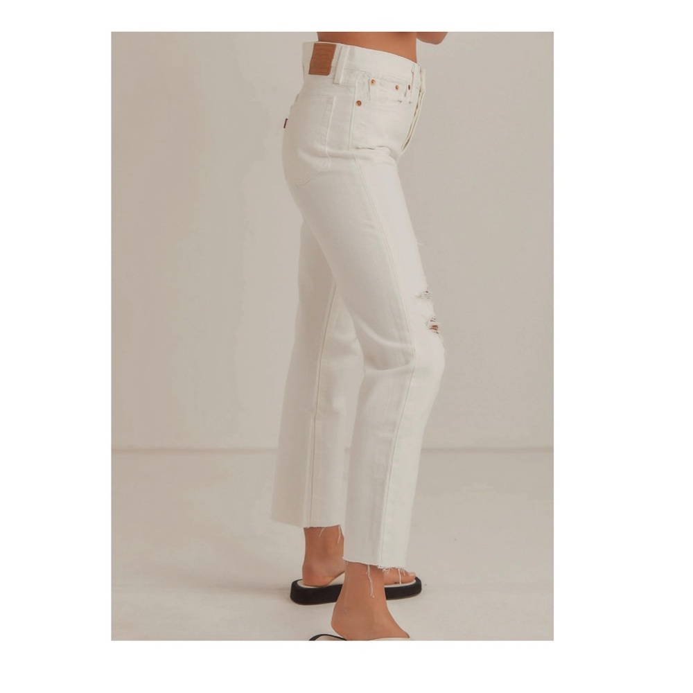 Levis Wedgie Straight White Distressed Denim High-Rise Cropped Jeans